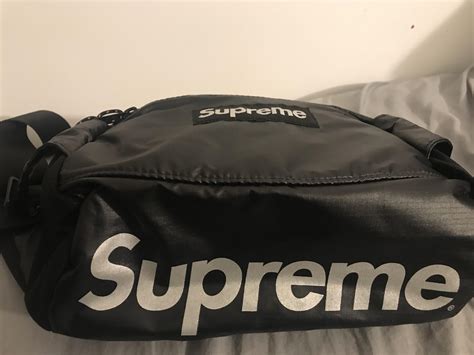 supreme waist bag fw17 fake|how to check for fake supreme.